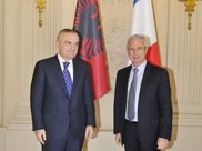 M. Claude Bartolone, Président de l'Assemblée nationale, et M. Ilir Meta, Président du Parlement de la République d'Albanie